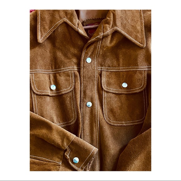 YOUR HOT BOYFRIEND NEEDS THIS! Vintage Suede 🧥 - Picture 2 of 5